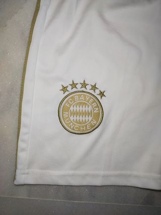 EQUIPACIÓN BAYERN MÚNICH 2022/2023