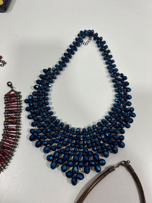 Collares