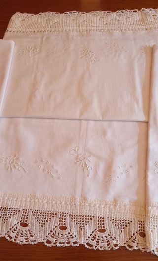 Juego de sabanas antiguas Bordadas Nuevo Nº47