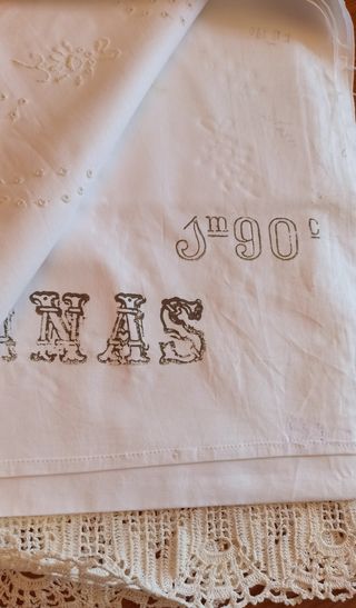 Juego de sabanas antiguas Bordadas Nuevo Nº47