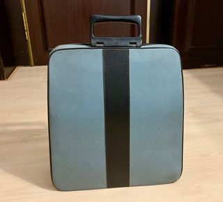 Máquina de escribir Olivetti Lettera 32