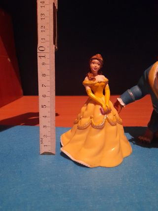 Figuras La bella y la bestia