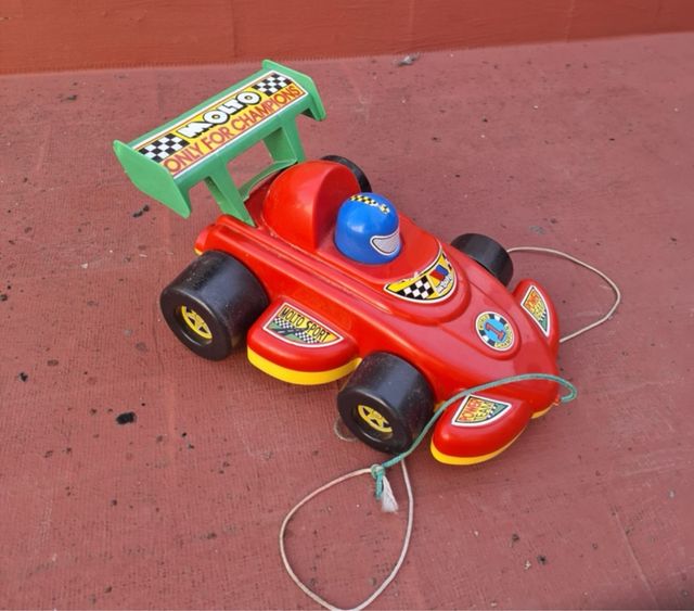 Coche de carreras infantil Molto