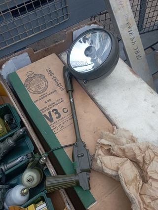 Foco Halógeno giratorio militar (piezas)