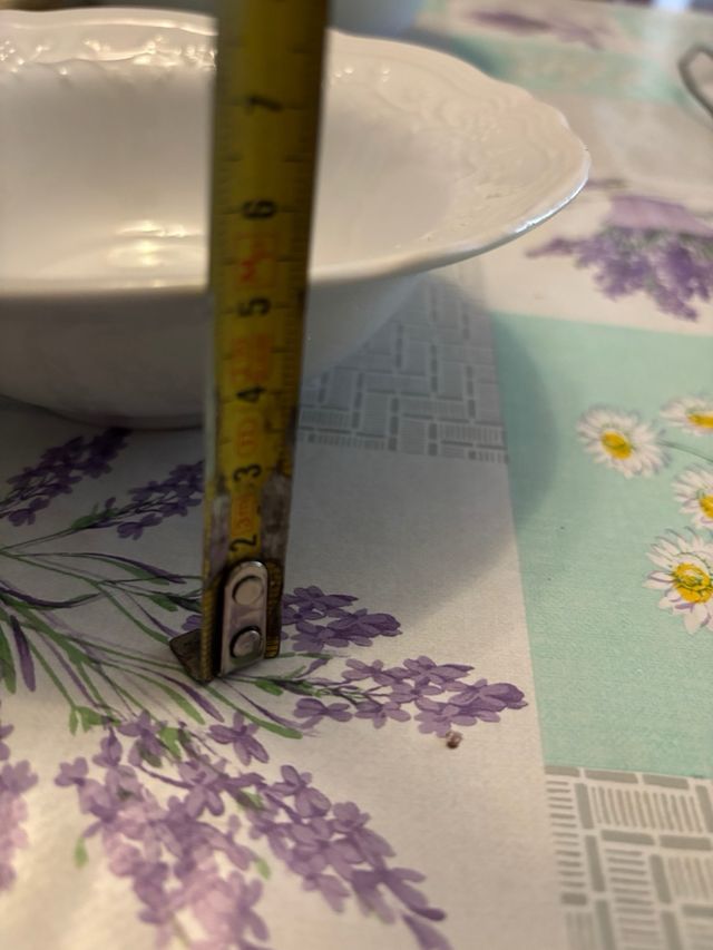 Zuppiera  e ciotole in ceramica