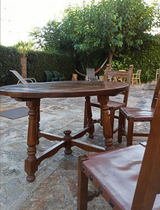 Juego Mesa y Sillas de Comedor en Madera