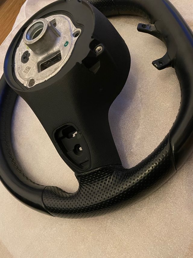 volante mercedes amg