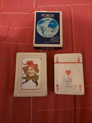 2 mazzi di carte poker imballate