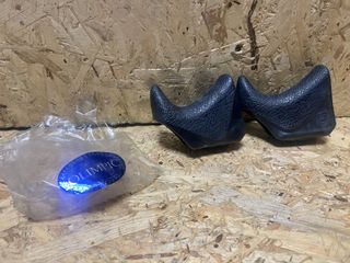 Gomas color NEGRO marca OLIMPIC