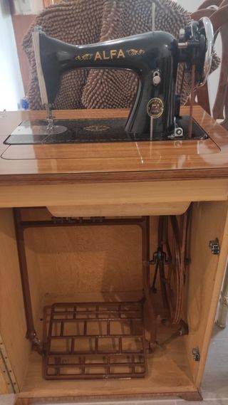 maquina coser Alfa