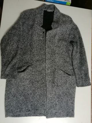 Abrigo corto gris de Mango 