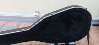 Estuche para guitarra acústica