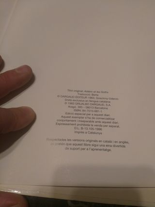 Astérix en inglés y catalán Tebeo