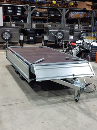 remolque doble eje ruedas dentro caja