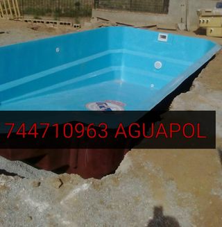Piscinas de poliester