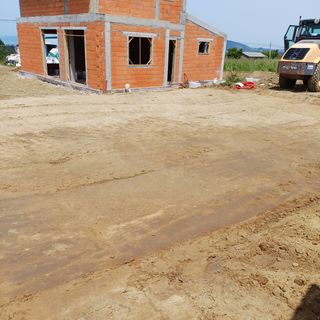 Se realizan trabajos de albañilería en general