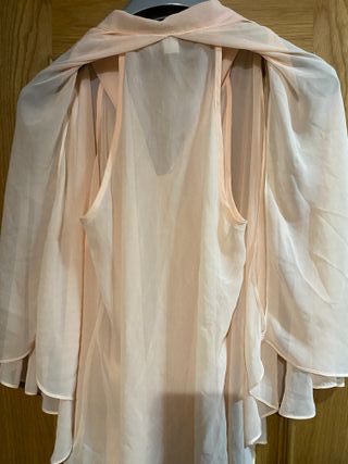 Blusa tipo capa Forever 21 talla S