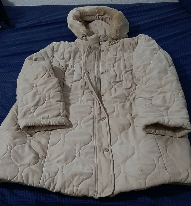 Abrigo dama Talla y Moda