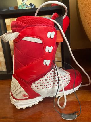 Botas ThirtyTwo SnowBoard 45,5 Blancas y Rojas