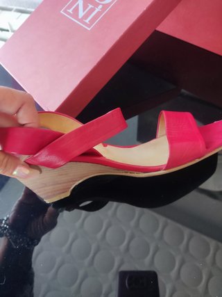 sandalias piel