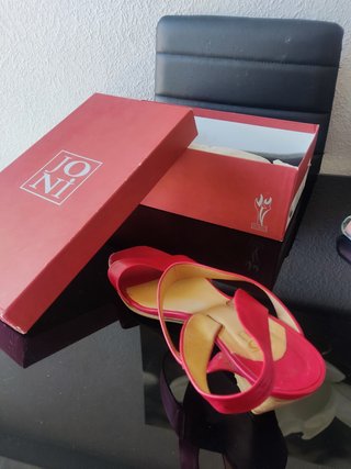 sandalias piel