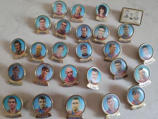 25 pins FC Barcelona más 1 de regalo