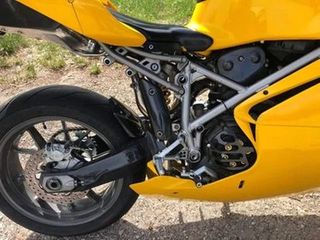 PROTECTOR DE TUBO ESCAPE CARBONO DUCATI 749 999