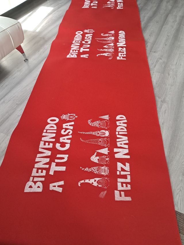 Tappeto natalizio serigrafato rosso