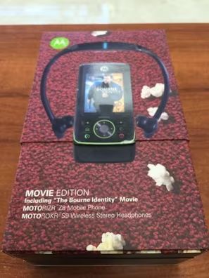 MOTOROLA Z8 + AURICULARES BLUETOOTH