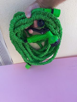 Manguera 45  EXTENSIBLE CON REGALO