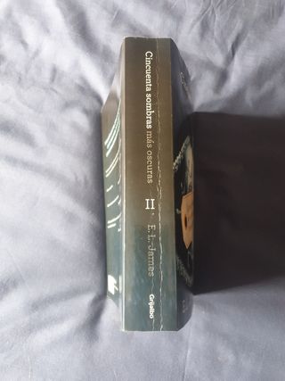 LIBRO CINCUENTA SOMBRAS MAS OSCURAS