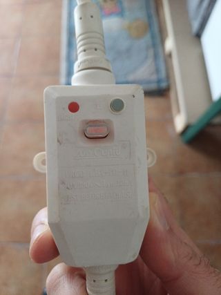 Cavo con dispositivo di protezione