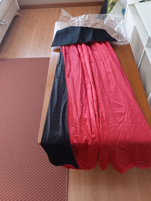 Disfraz -📍OFERTA capa PREMIUM⭐de Vampiro adulta L