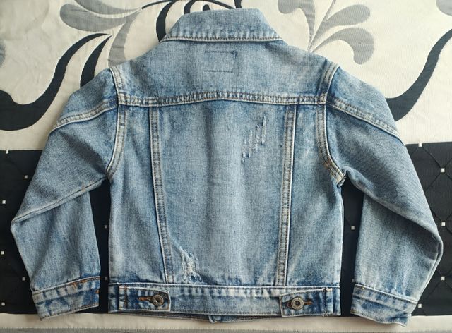 Vendo giacca in denim per bambino taglia 2 anni