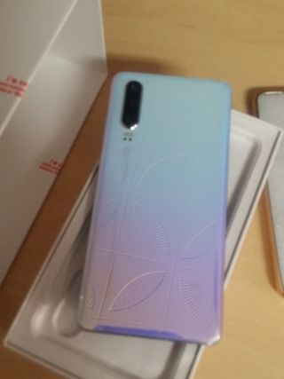 Móvil huawei p30