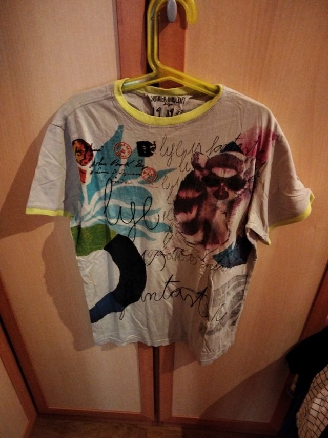Camiseta desigual