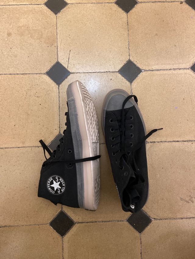 CONVERSE NEGRAS 