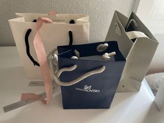 Bolsitas pandora, Swarovski y tous