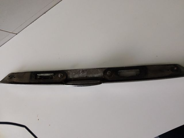 Tirador maletero Ford