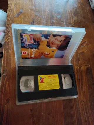 VHS Disney Tod y Toby