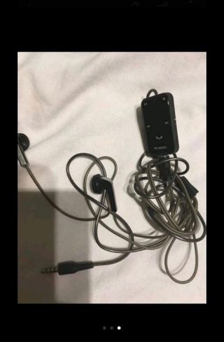 Cargadores y auriculares