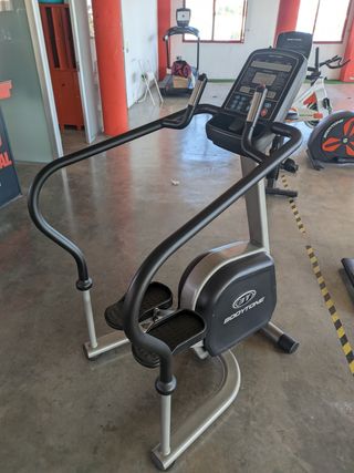 Máquina escaleras step bodytone pegasus
