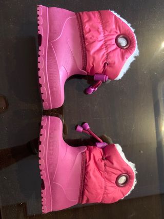 Traje + botas nieve niña 24 meses + botas