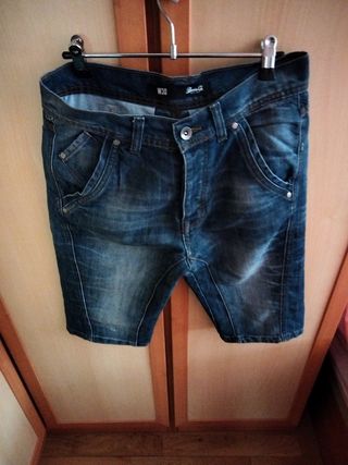 Bermuda hombre talla W30