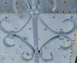 Puerta galvanizada 