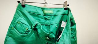 Pantalón pitillo verde liso mujer