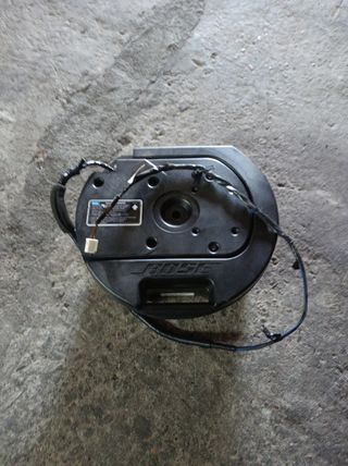 Subwoofer Mazda 6 del 2006 familiar