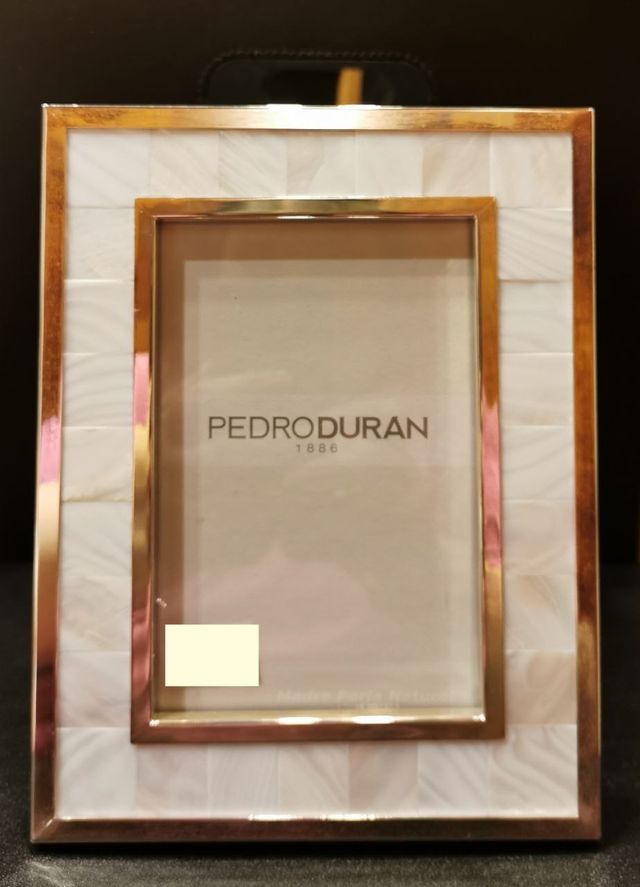 MARCO PLATEADO Y NACAR DE  PEDRO DURÁN