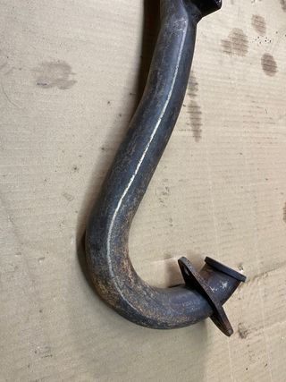 Coletor de escape AJP PR5