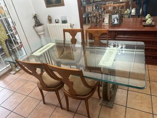 Conjunto mesa comedor y mueble